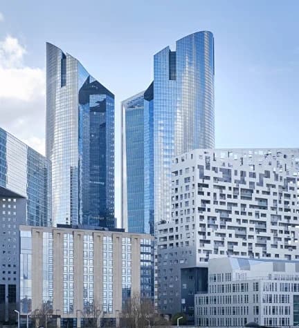 First Class Concept: Executive Transfers in Paris