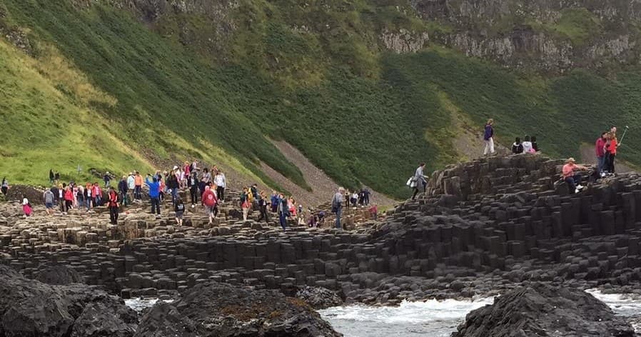 Day Trip Adventure: Giant's Causeway & Belfast with Ole Irlanda Tours