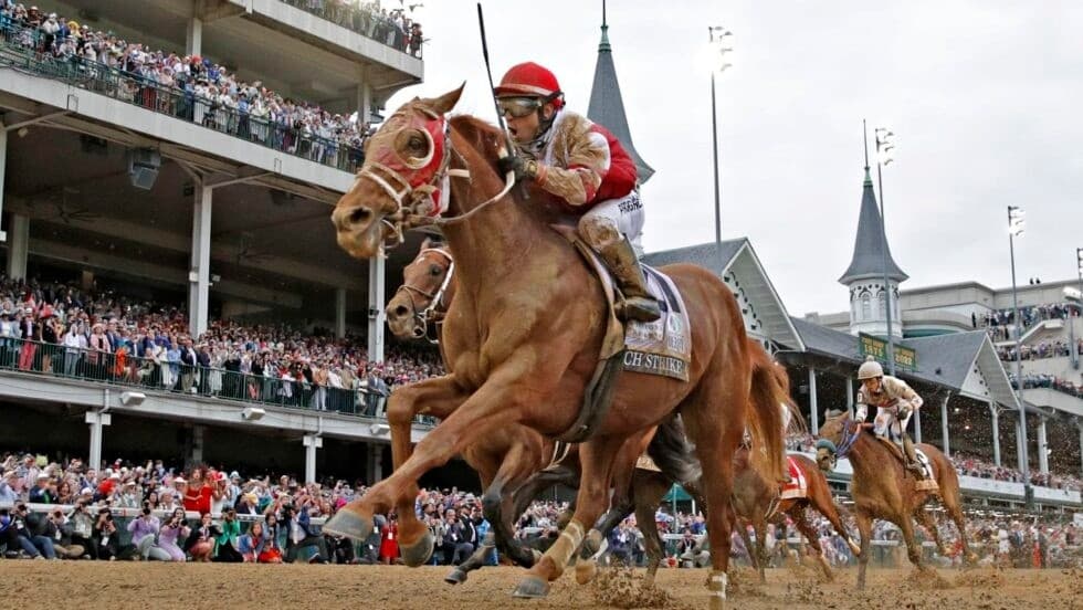 Louisville Triple Crown: Private Baseball, Bourbon & Derby Day Tour