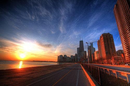 Kayaking & Paddleboarding on Lake Michigan near Chicago