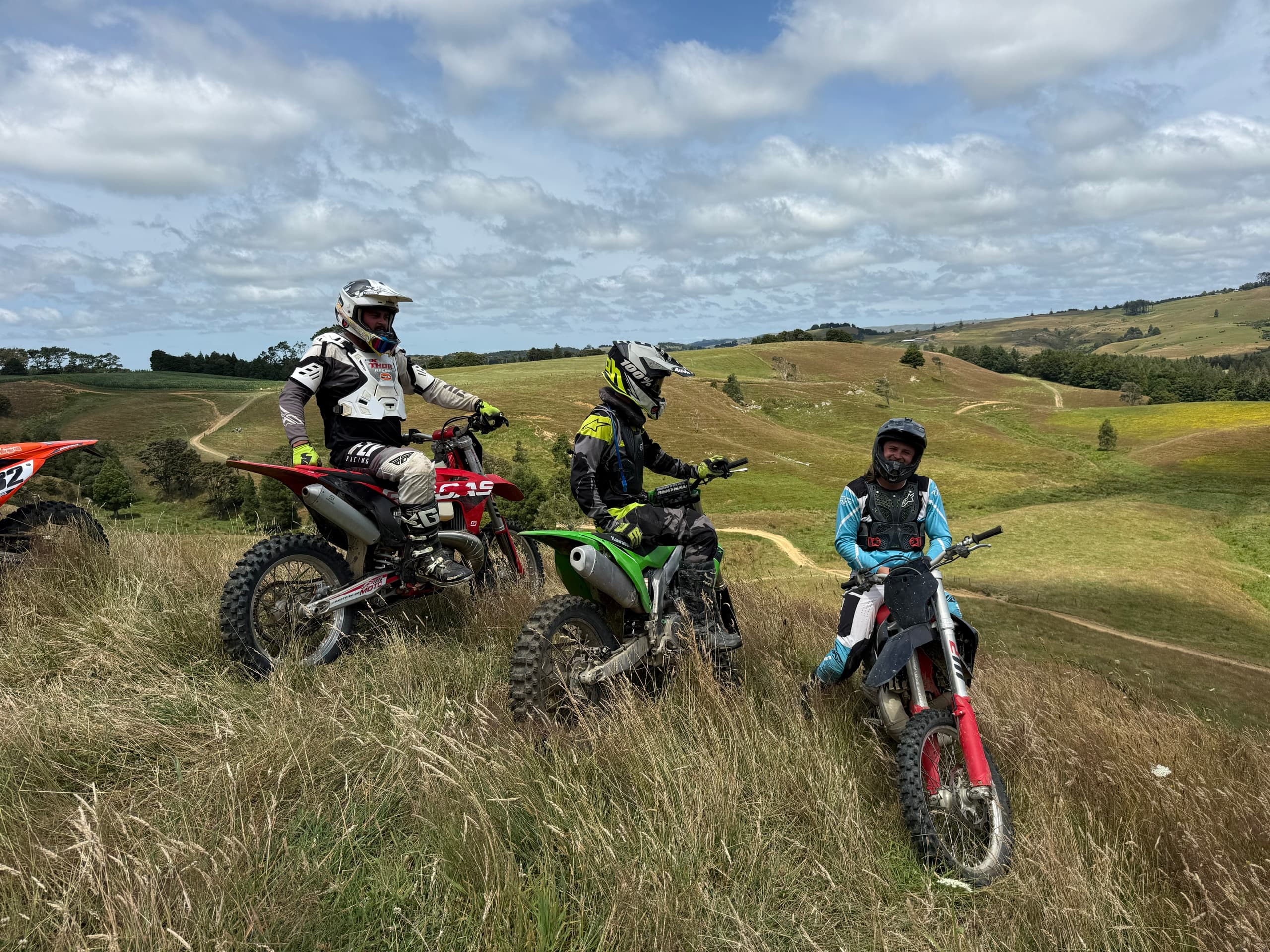 Sharpen Your Lines: Intermediate Dirt Bike Tuition at Thundercross, Glen Murray photo 2