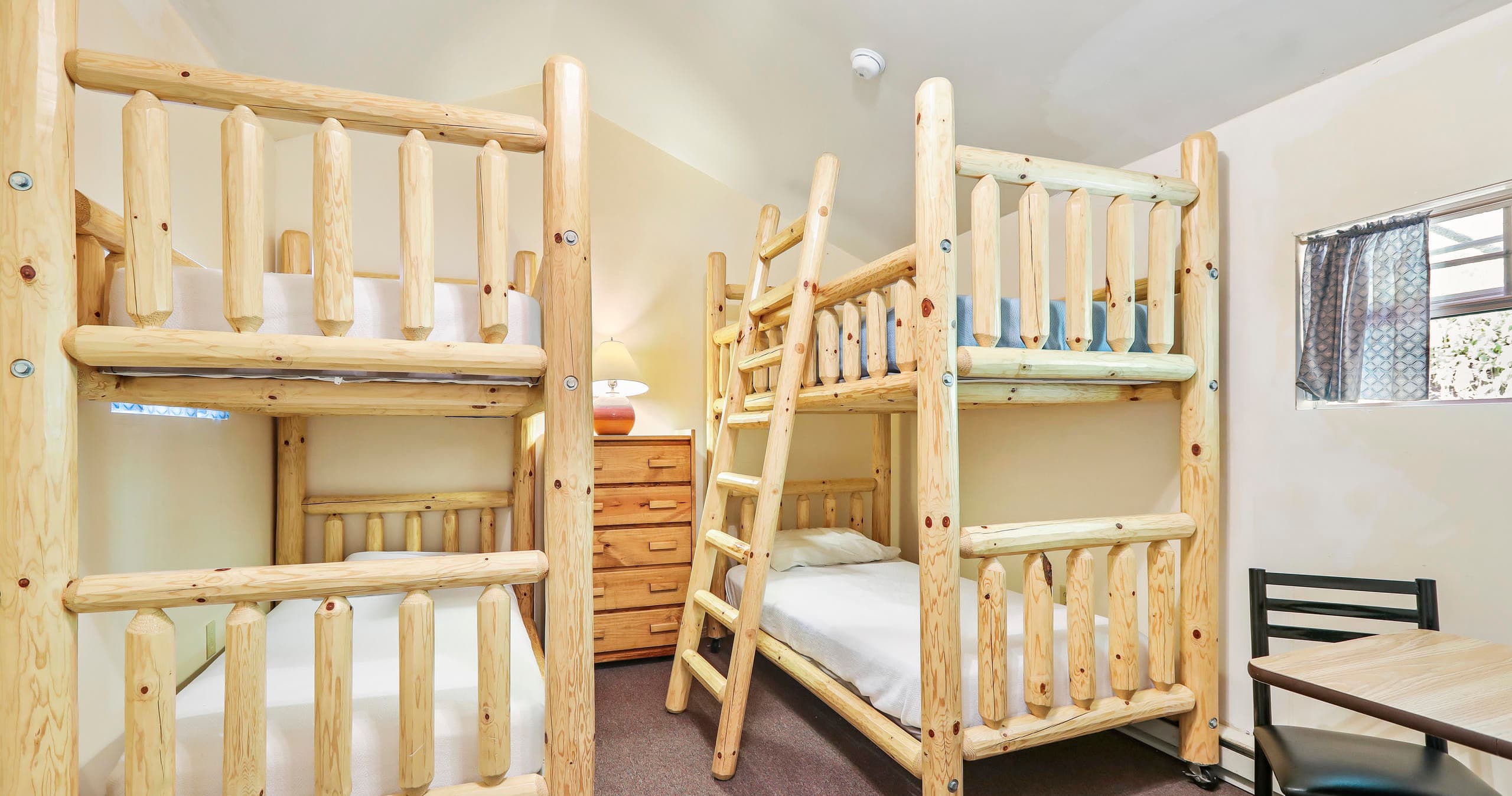 Cozy Bunk Room 3 Stay in Frostburg, Maryland