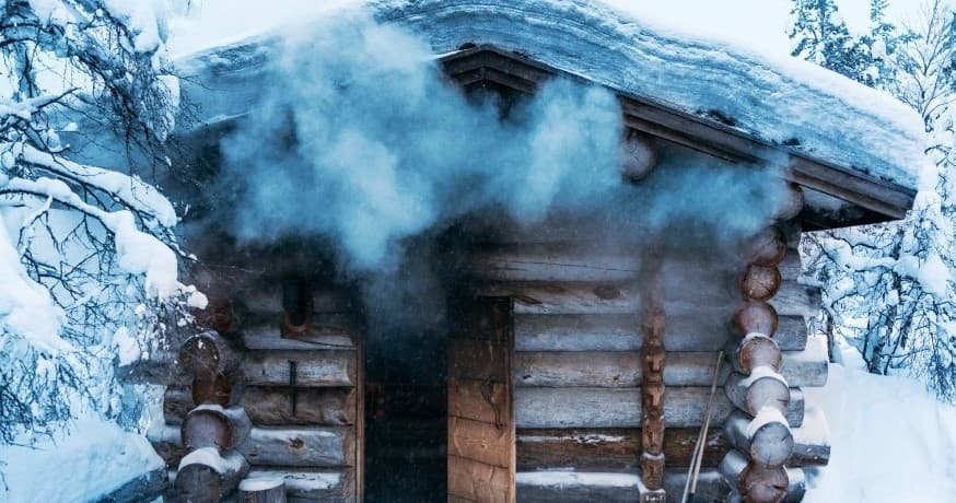 Water-Activities & Sauna at Kakslauttanen - Finnish Wellness Experience