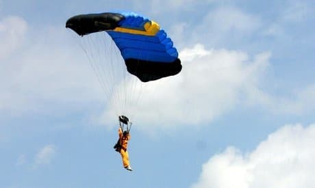 All-Inclusive Tandem Skydive: 4,000m Freefall Over Ganderkesee, Germany