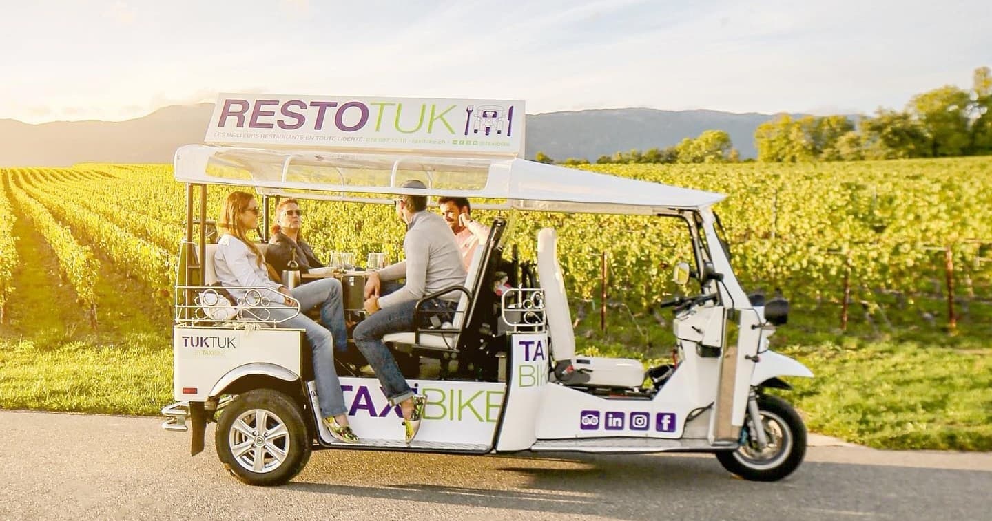 RestoTuk in Genève: Mobile Terrace Dining from Pl. de Neuve