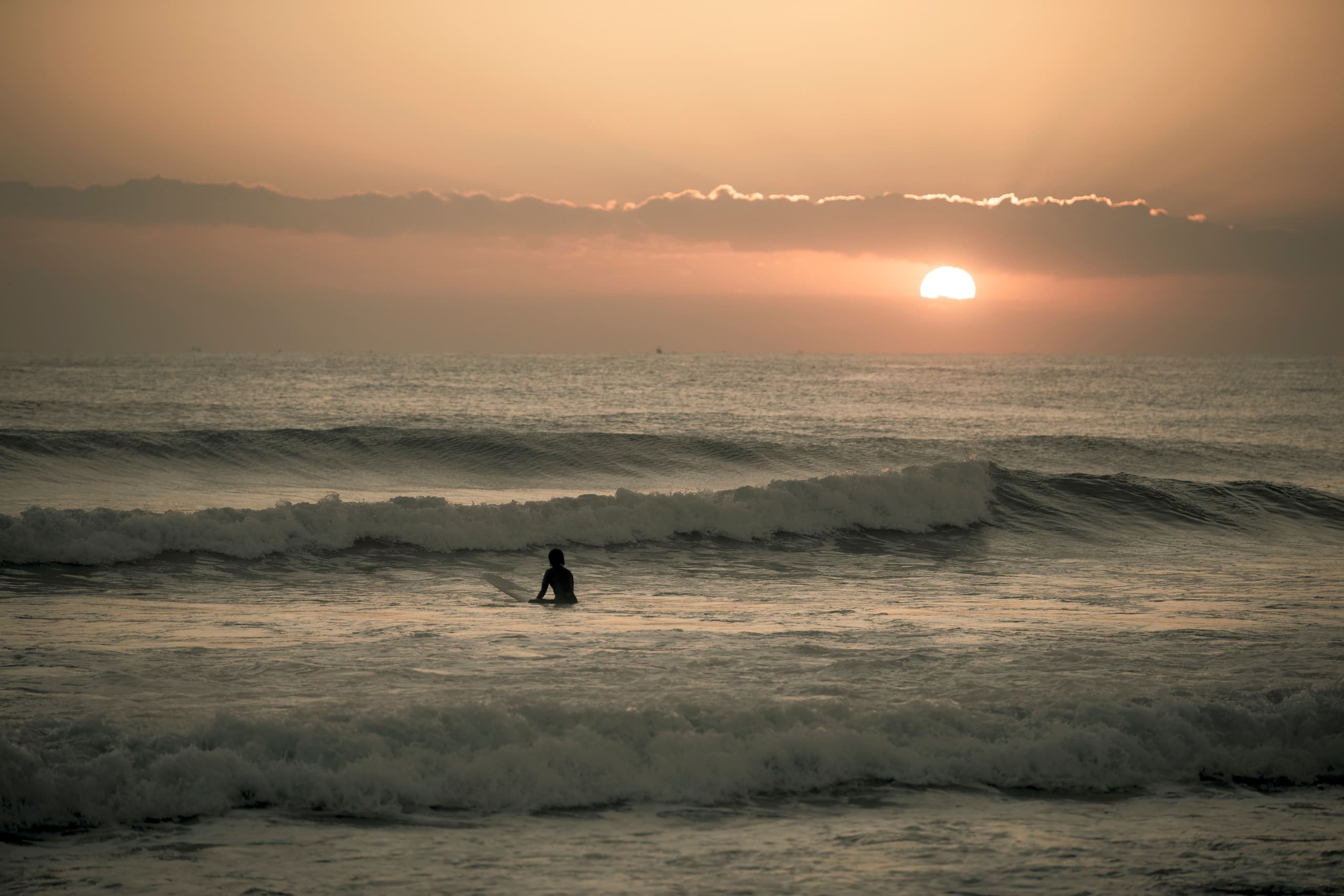 Sunset Sessions: Wakesurf the Golden Hour on Lake Tahoe from Incline Village