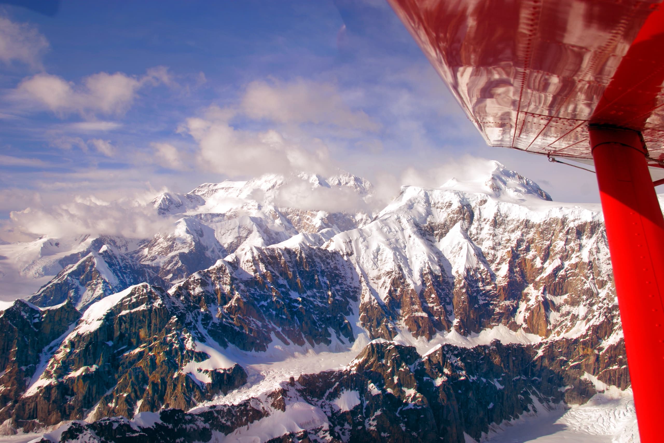 Denali Air Tour by K2 Aviation: Aerial Views of Alaska's Peak