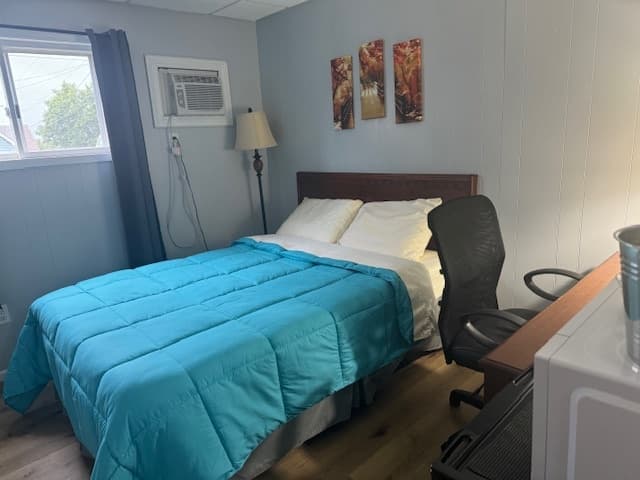 Cozy Economy Room Rentals in Ely, Minnesota