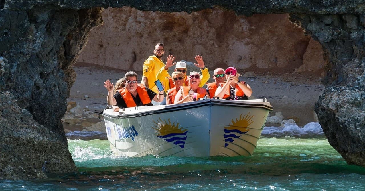 Explore Ponta da Piedade: One-Hour Boat Tour to Lagos Sea Caves