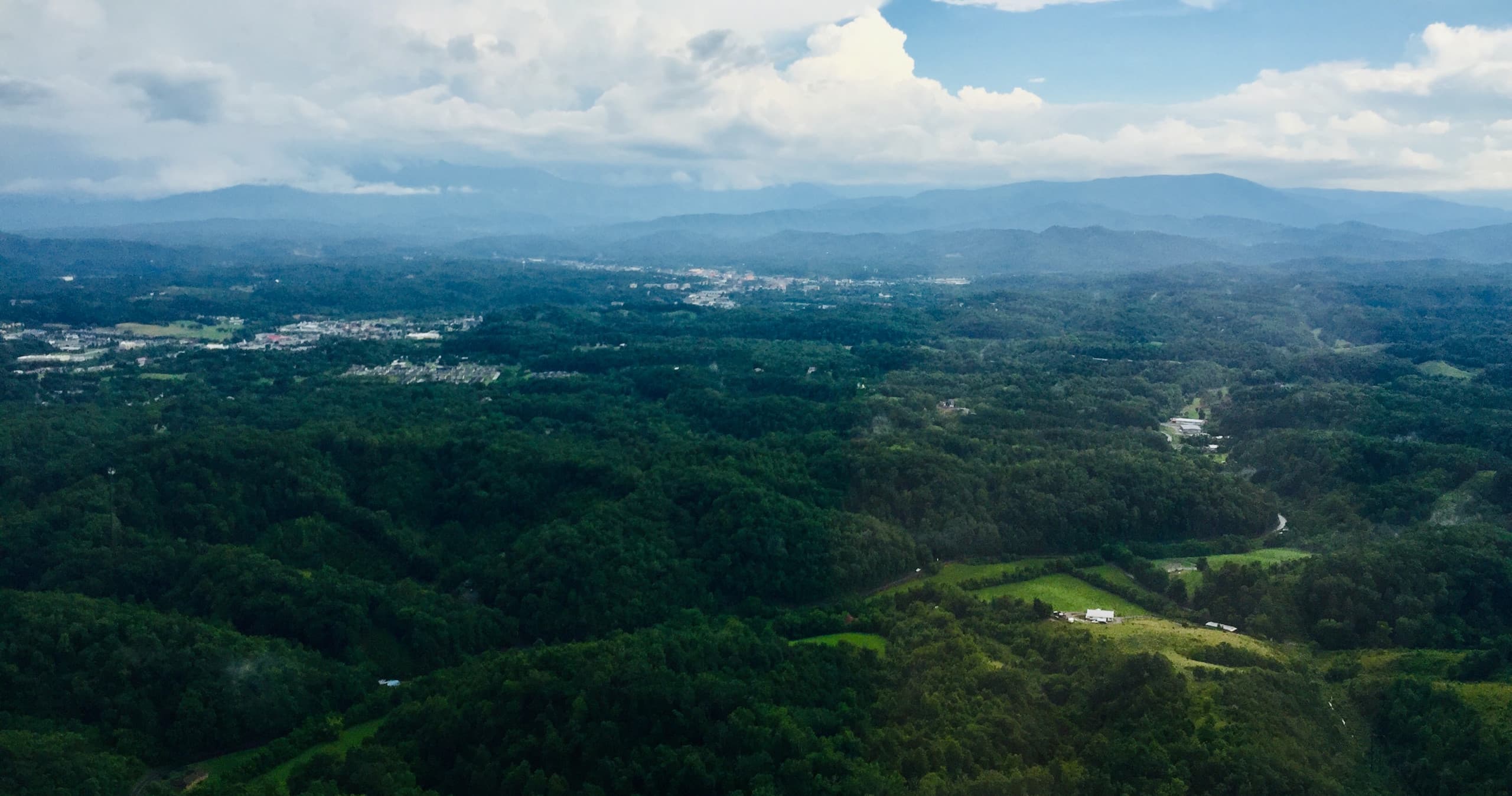 Helicopter Rides Over Smoky Mountains with Sevier County Aviation