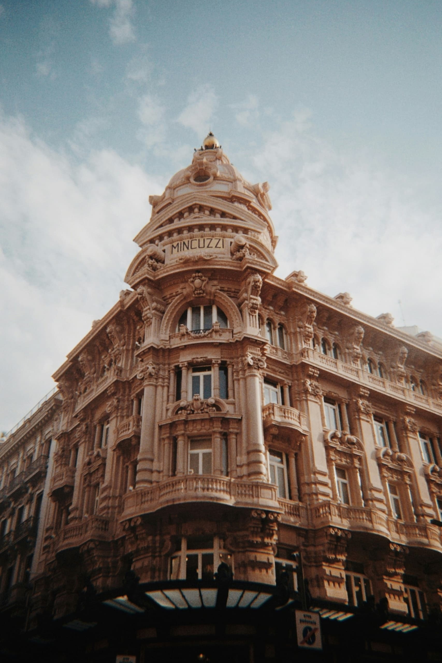 Bari Rickshaw Tour & Museums by Velo Service