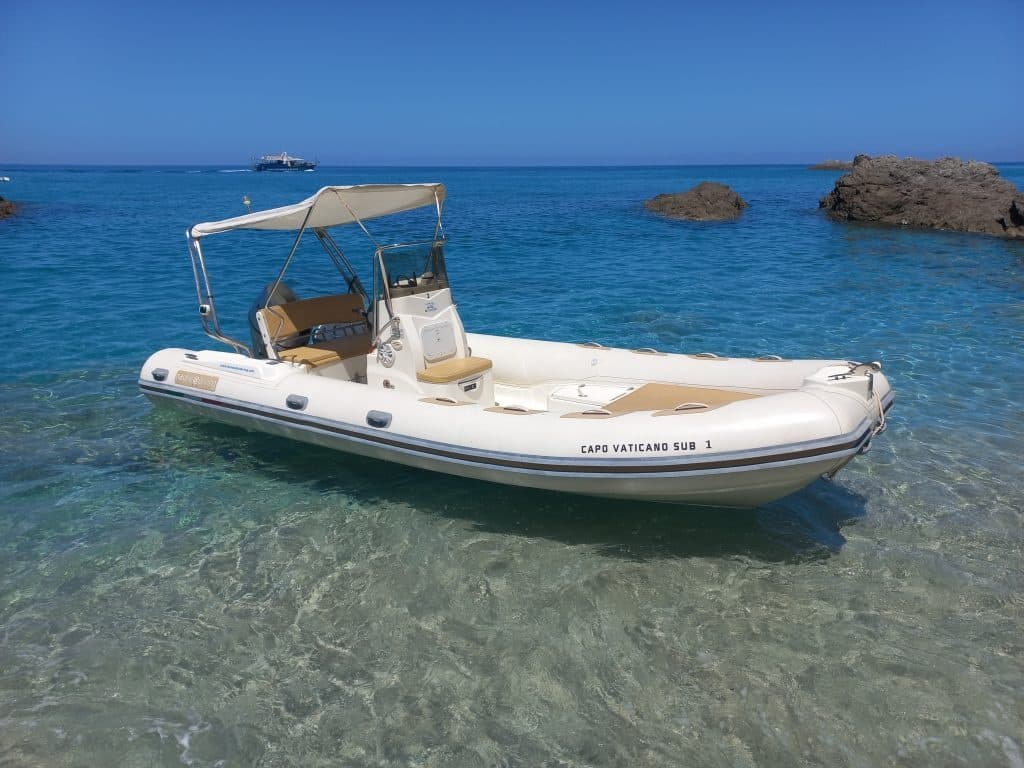 Boat & Dinghy Rentals at Mondo Blu Diving, Capo Vaticano