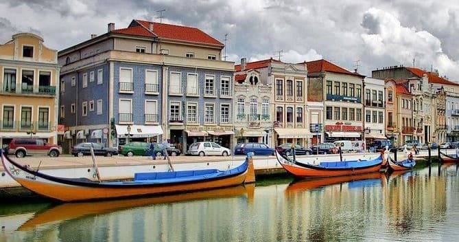 Private Day Trip to Aveiro & Coimbra with ABC Travel
