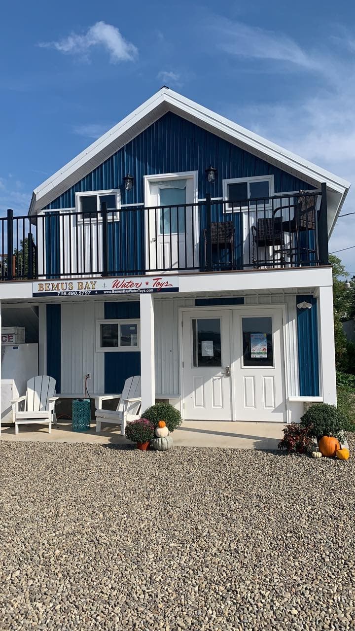 City Tour in Silver Creek, New York