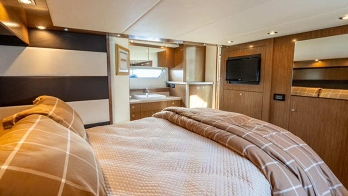 51' Cantius Catalina Adventure: Luxury Yacht Charter from Long Beach photo 2