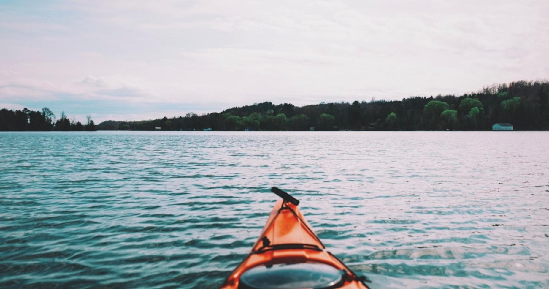 Waupaca Kayak Rentals: Paddle Wisconsin’s Scenic Lakes