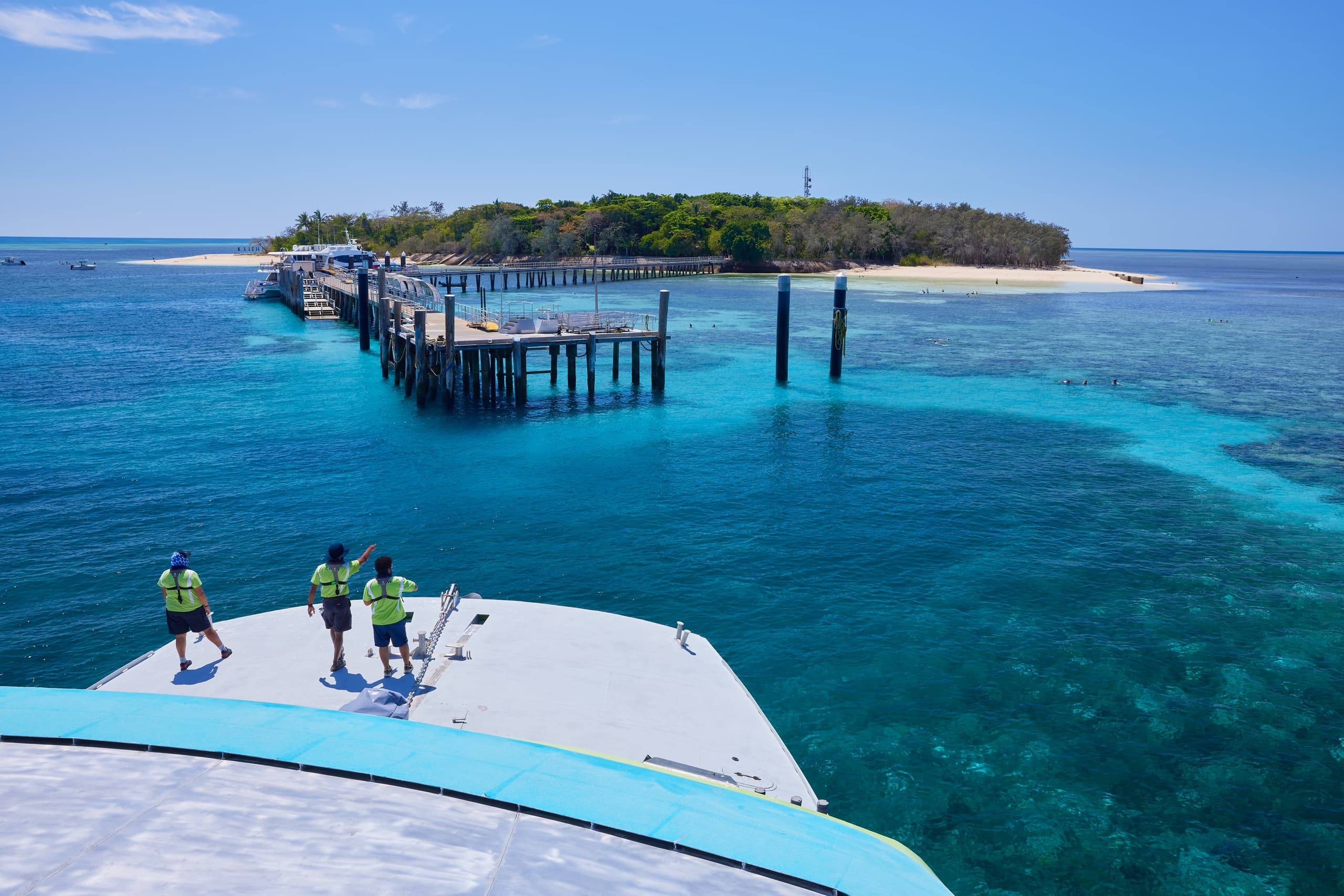 Explore Green Island & Cairns: Ultimate Great Barrier Reef and City Sights Tour