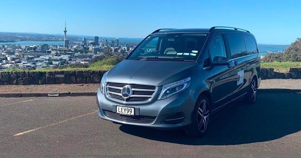 Private Scenic Transfers with Auckland & Beyond Tours