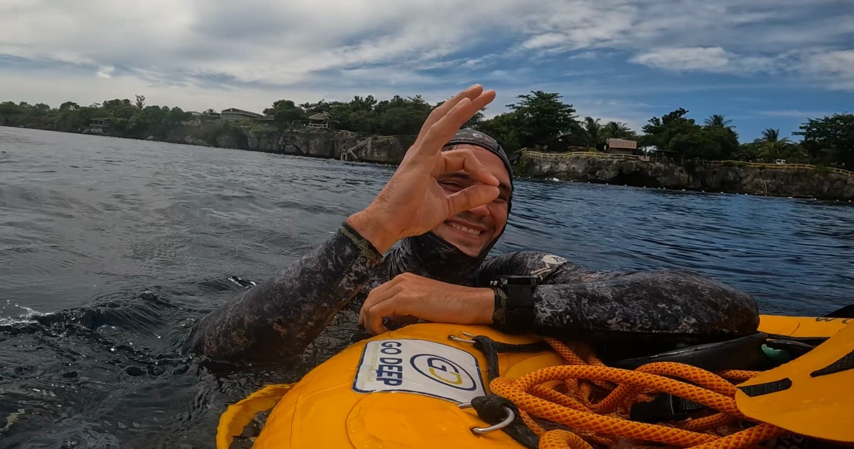 Water Activities with Toe's Freediving: Master the Deep Outdoors