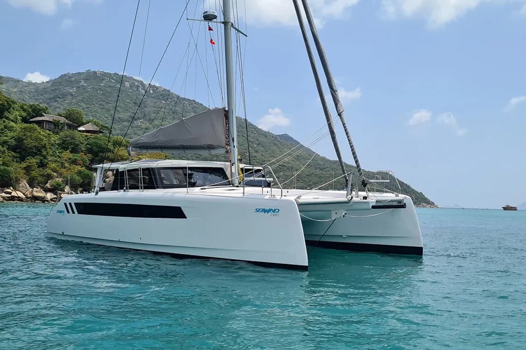 Damselfly Seawind 1370: Private Sailing in Edgewater, MD