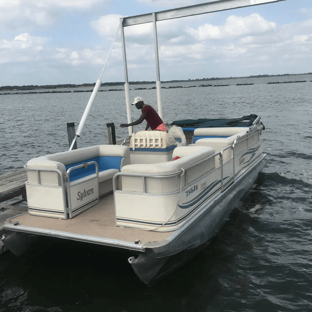 Pontoon Boat Rental with All-Star Water Sports in Shady Shores