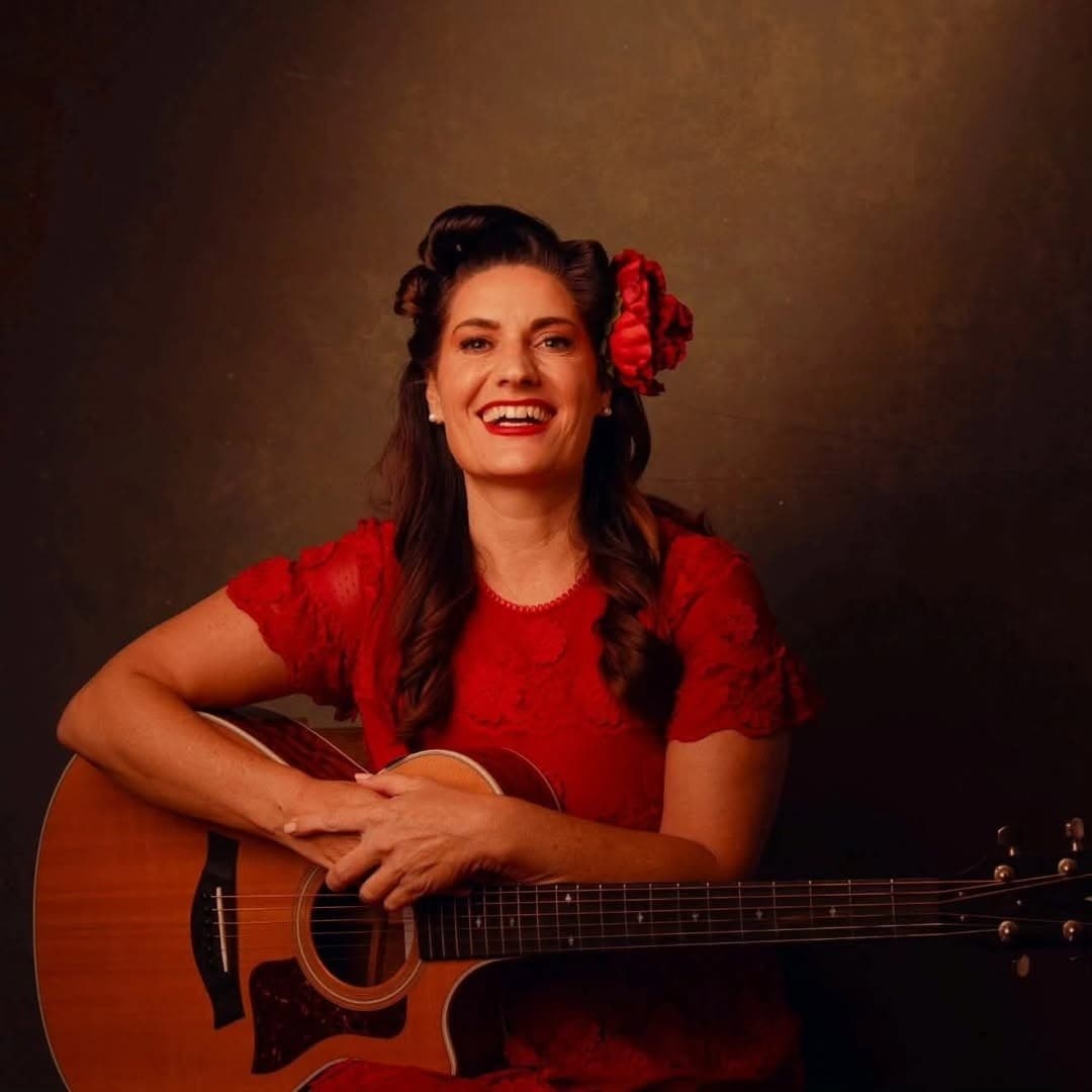 Private ʻOhana Concerts on Oahu — Live Music & Family Story Sessions