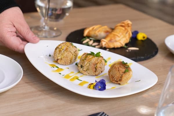 Matosinhos Food Experience with Eco Local Tours