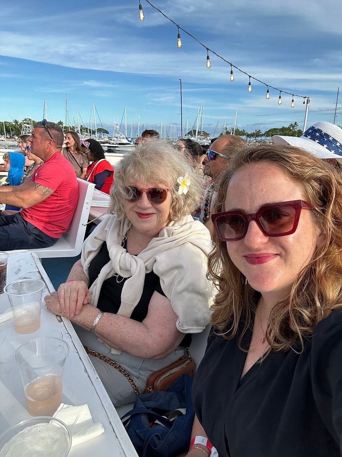 Sunset Dinner Sail Waikiki: Prince Kuhio Cruise with Diamond Head Views photo 4