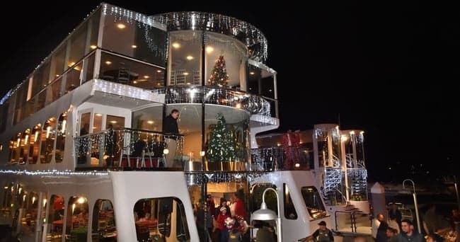 Christmas Dinner Cruise on the Eternity: Skyline Sips & Holiday Music