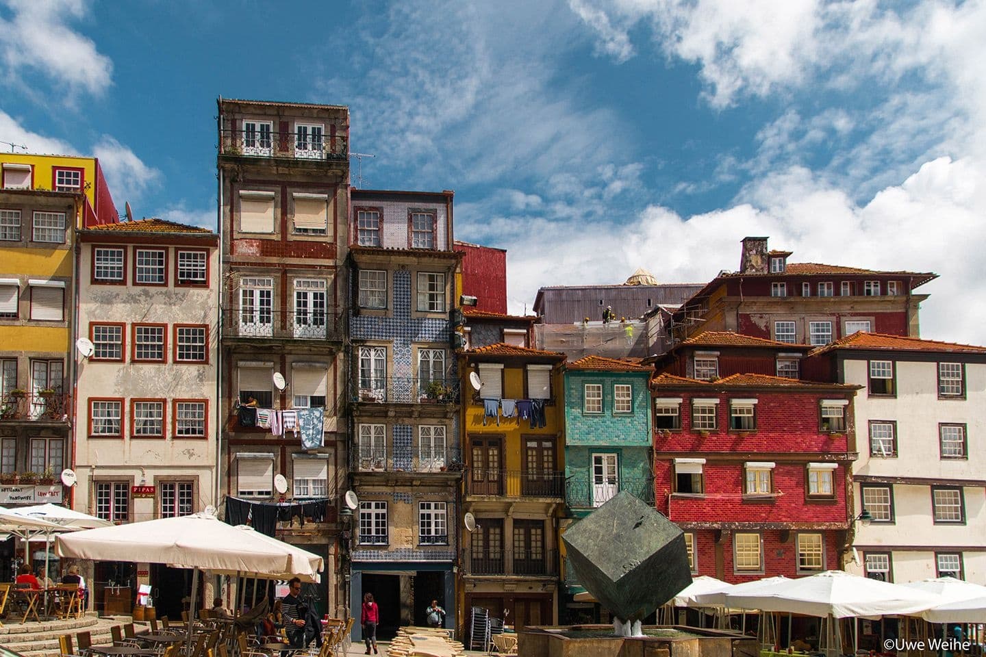Walking the Historical Heart: Artchitectours in Porto