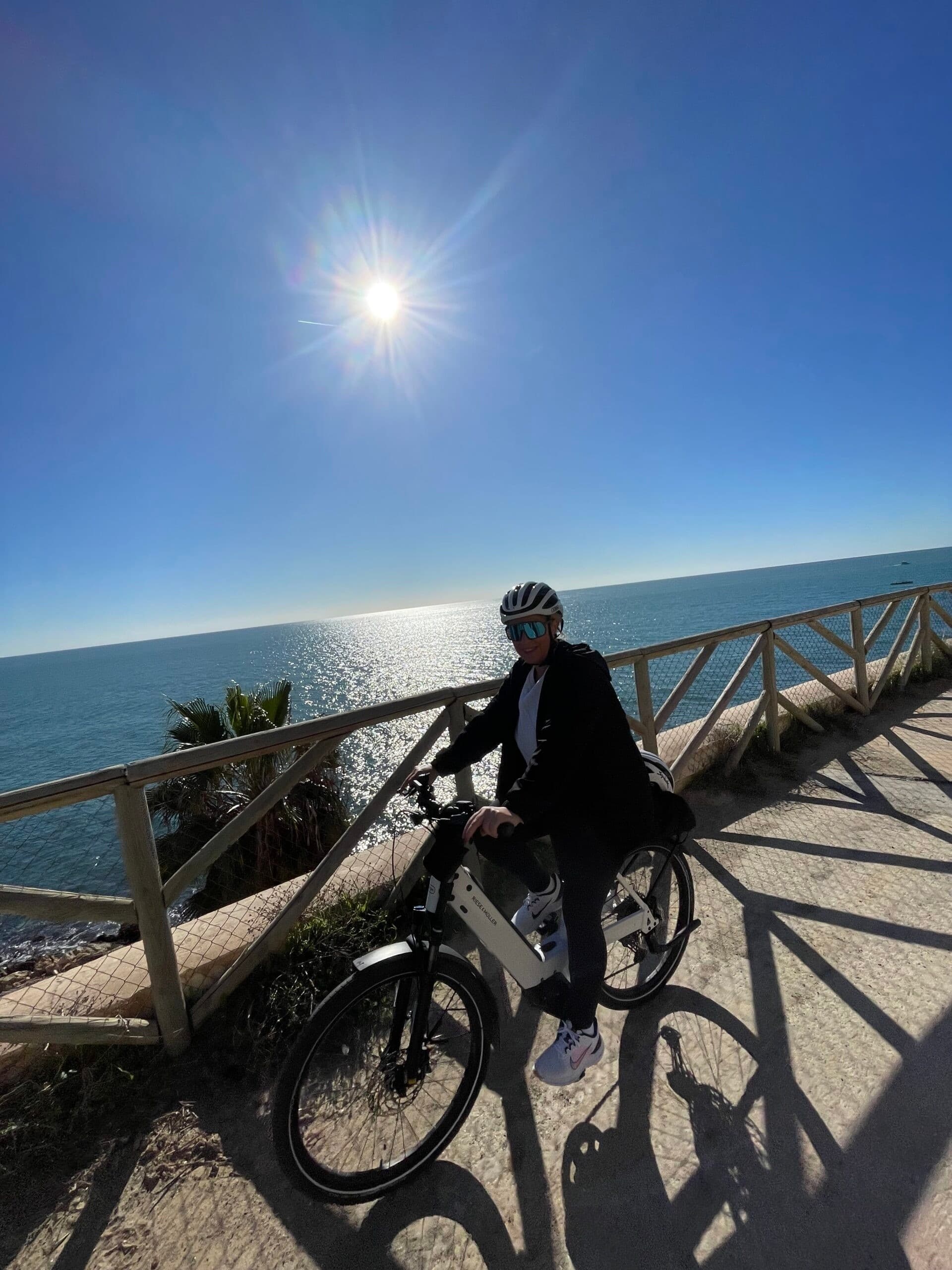 Epic Málaga Bike Route: 4-Hour Adventure with Tapas and Coastal Views