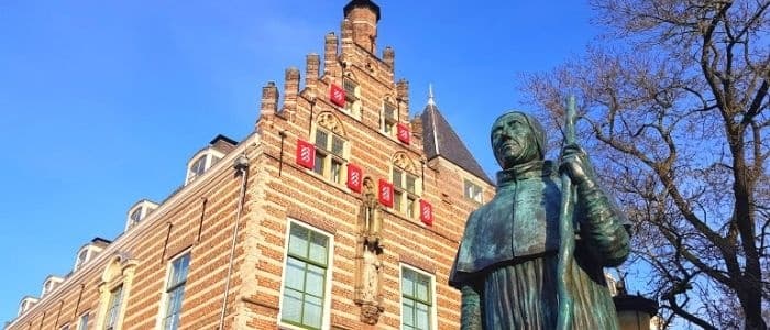 Urban Adventure: Utrecht City Walk with Cicerones