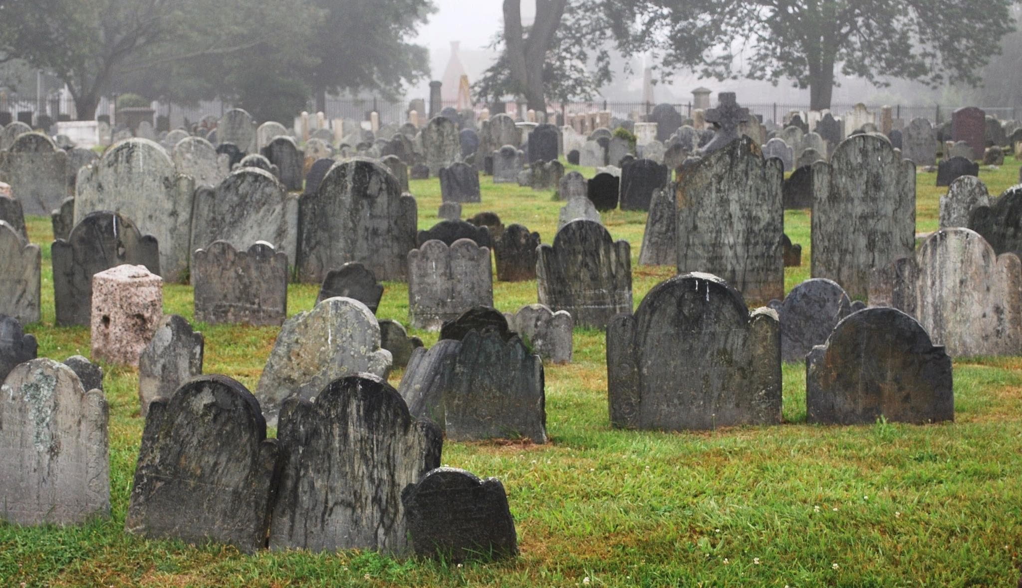 Historical Walking Tour of Newport's Common Burying Ground