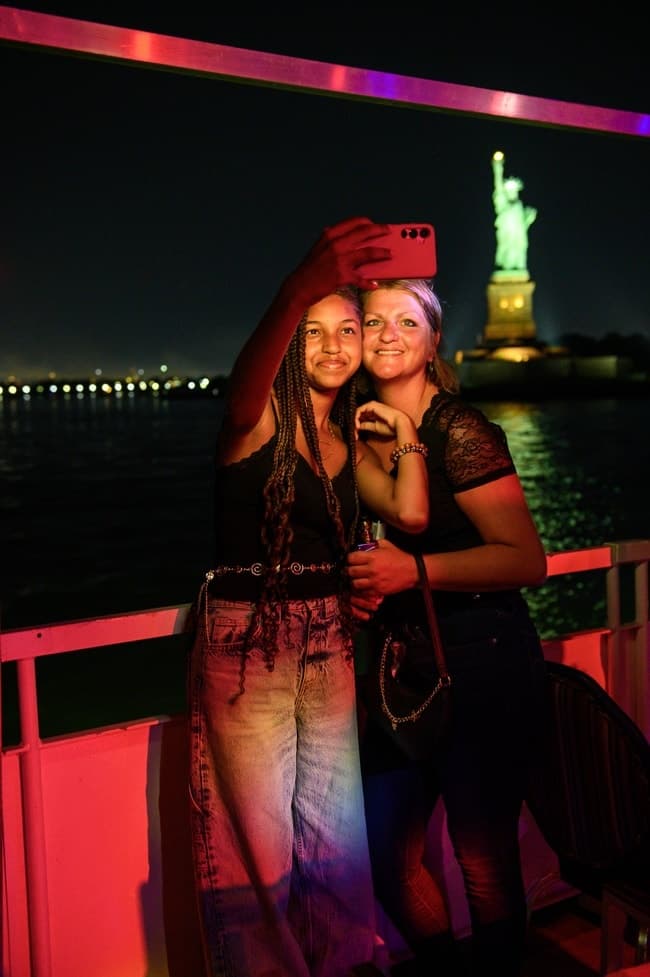 Christmas Dinner Cruise on the Eternity: Skyline Sips & Holiday Music photo 4