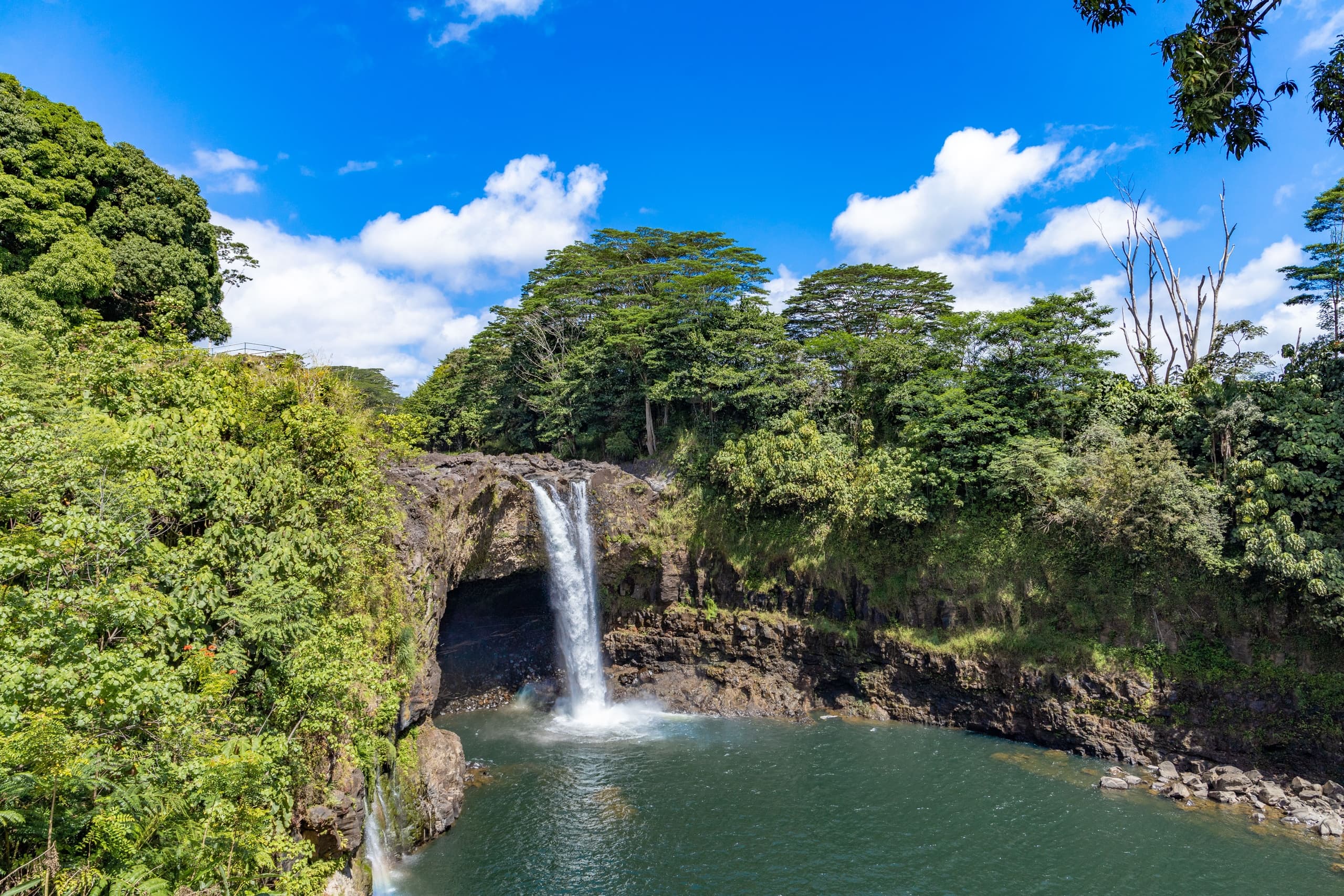 The Ultimate Waterfall Experience in Kailua-Kona, Hawaii
