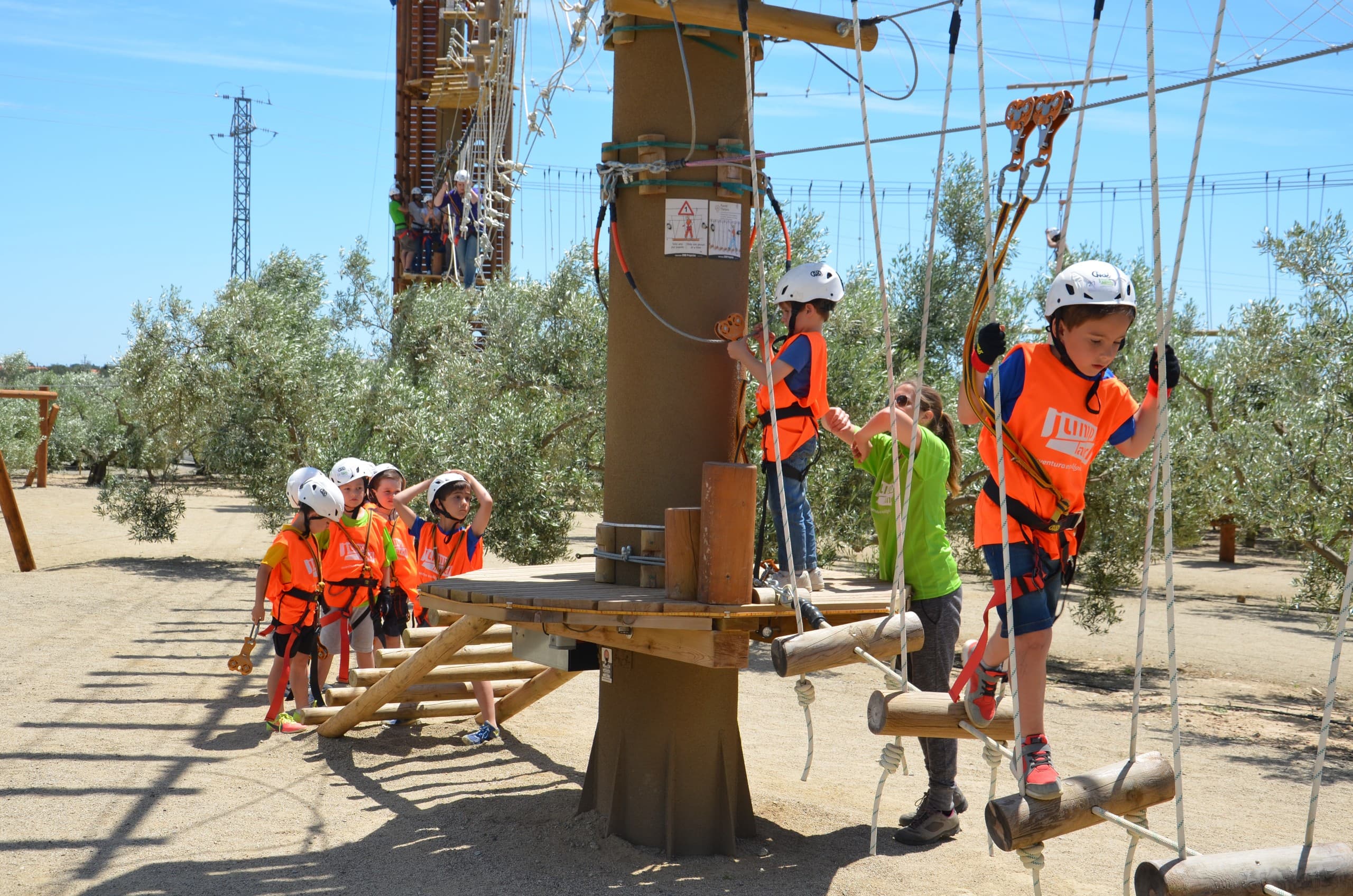 First Flight: Circuito de Aventura MiniJump (One) — Kids' 1-Meter Aerial Course in Cambrils photo 2