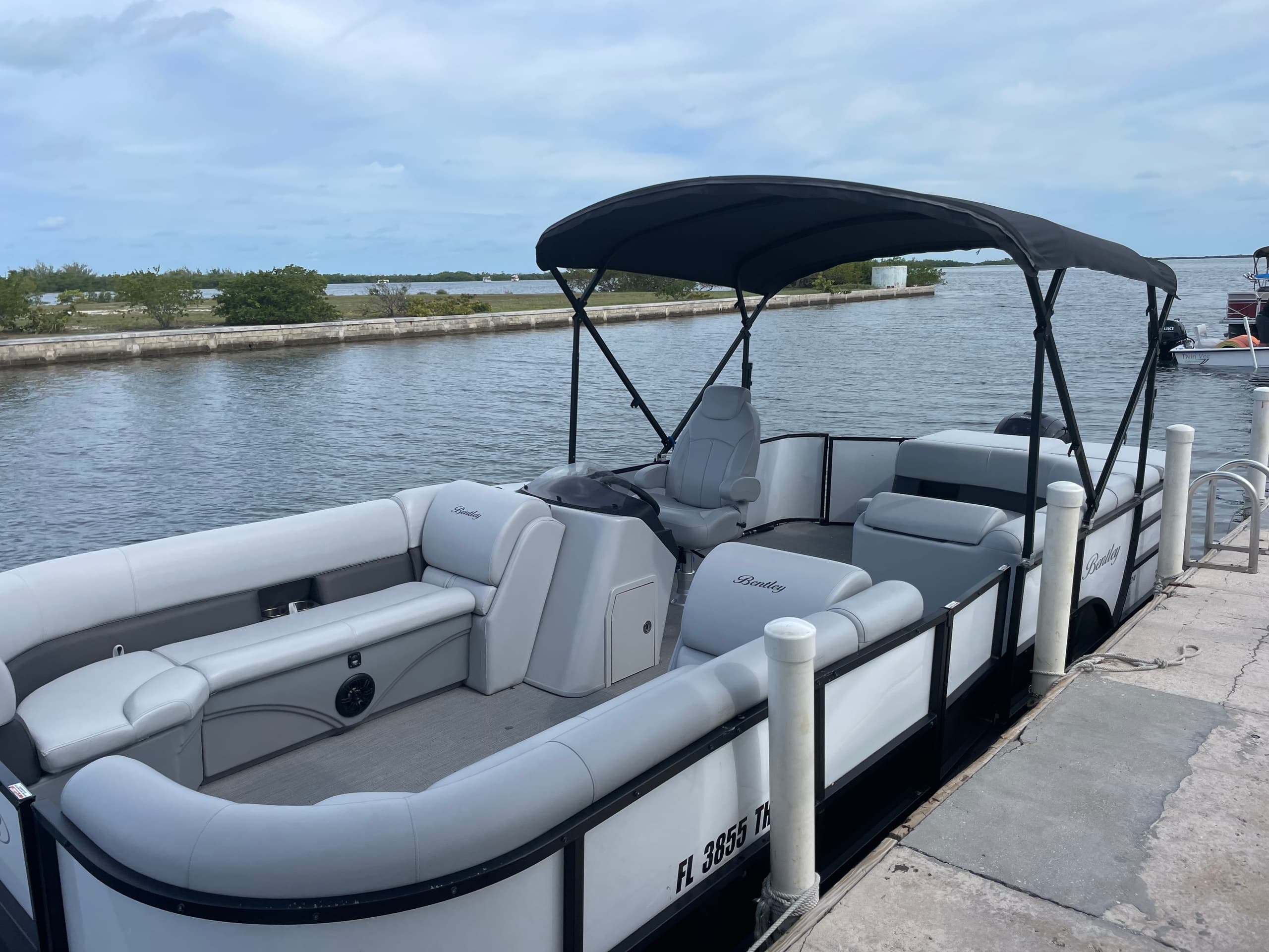 Family Tritoon Adventures with Sugarloaf Marina in Florida
