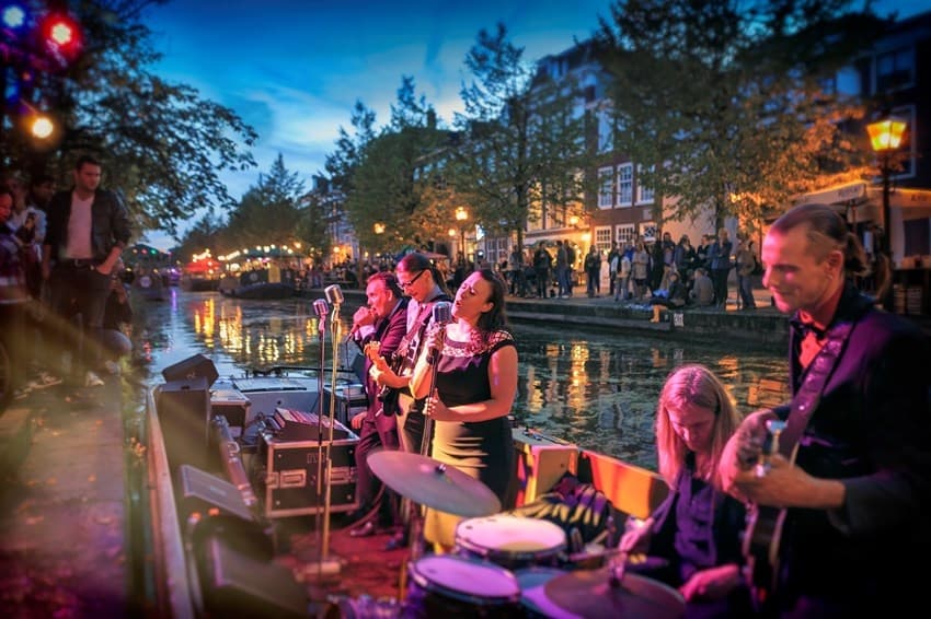 Water-Activities: Jazz in de Gracht Borrel Boot in The Hague