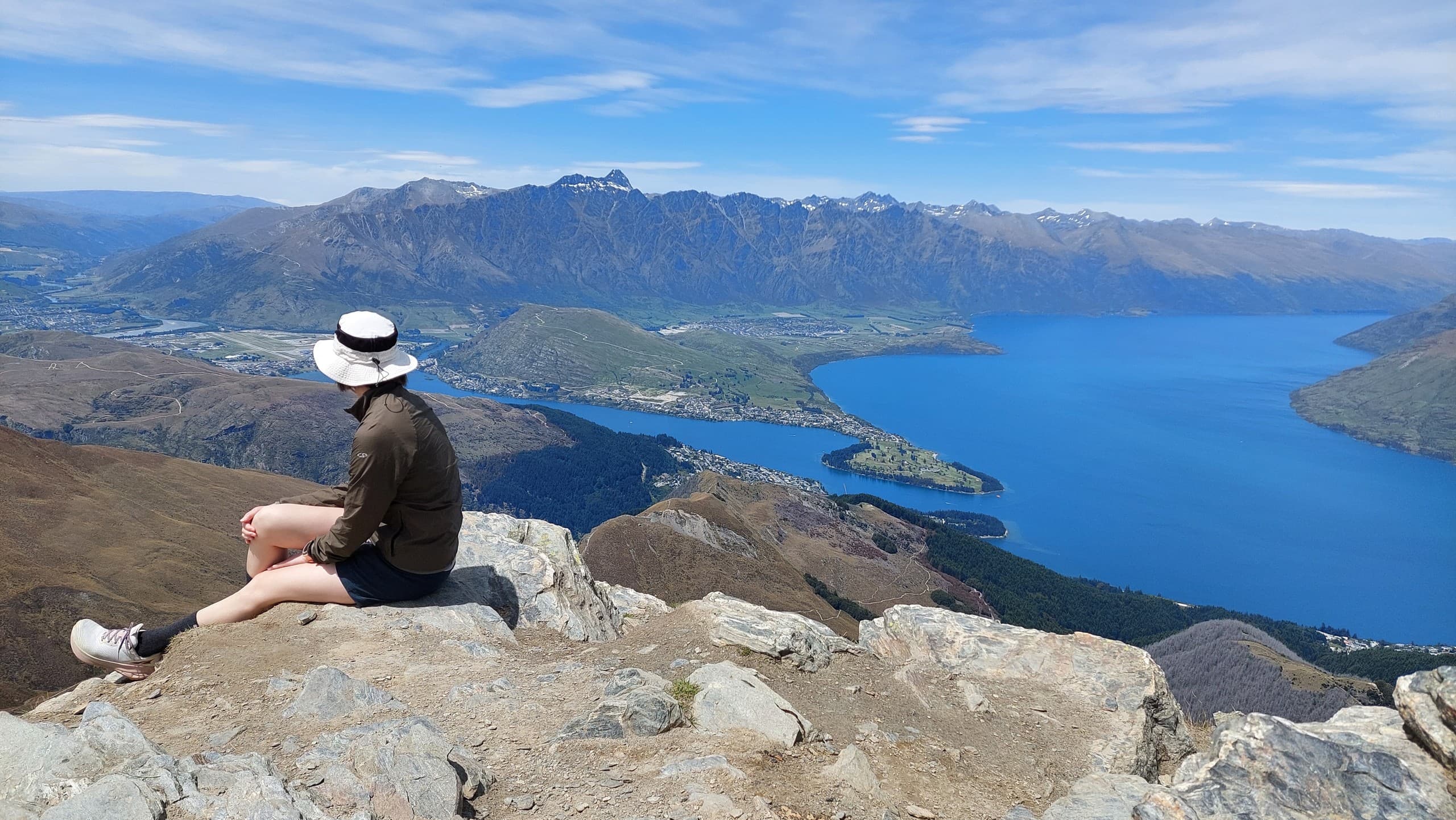 Summit Ben Lomond: Private Day Hike Above Queenstown with Skyline Gondola