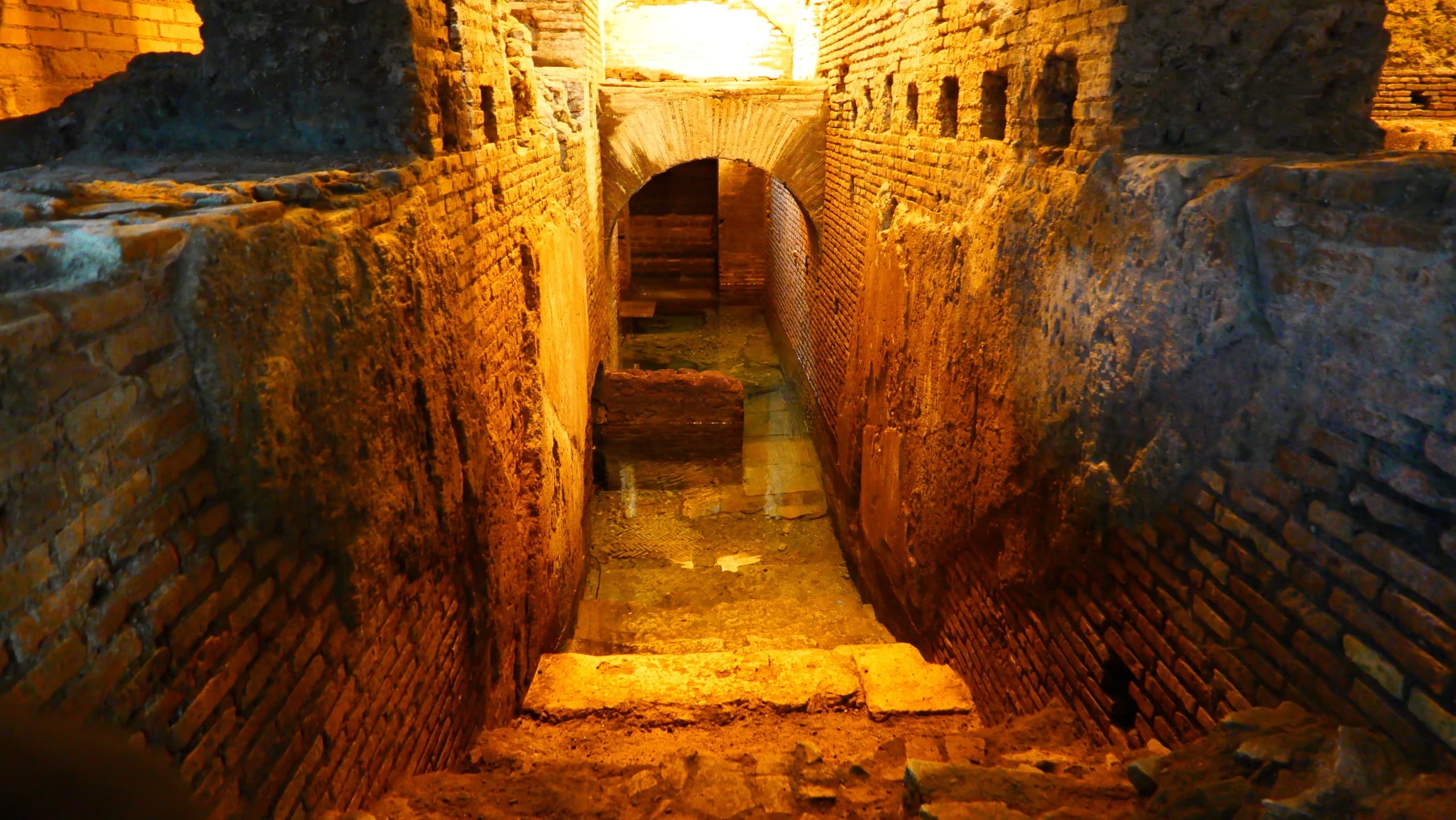 Rome Walking Tours with Touriks: Highlights & Undergrounds