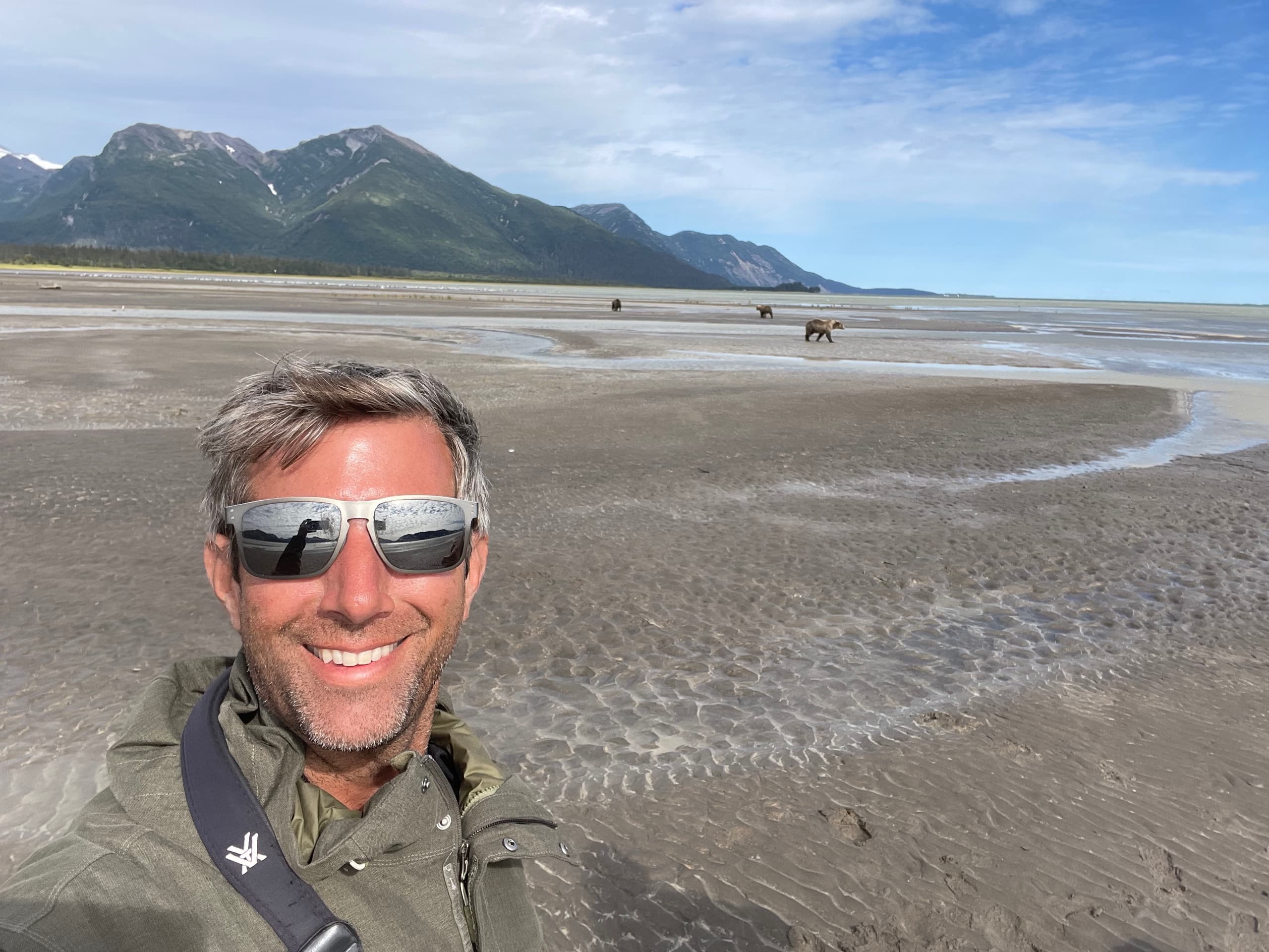 Alaska Brown Bear Viewing by Wheel Plane: A Unique Wildlife Safari from Homer
