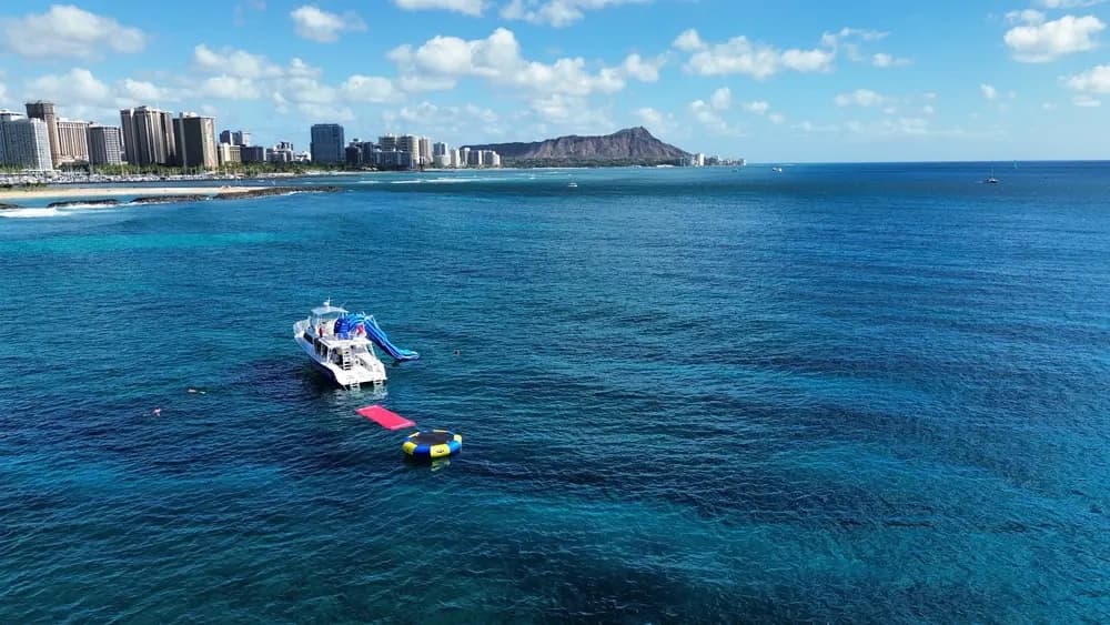 Waikiki Snorkel Cruise: Turtle Encounters, Waterslides & Diamond Head Views photo 3