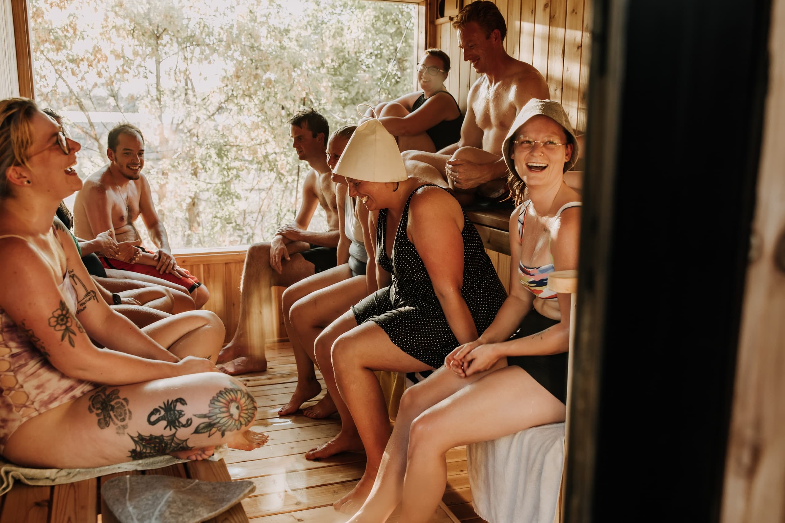 Relaxing Water-Activities at Northern Lights Sauna