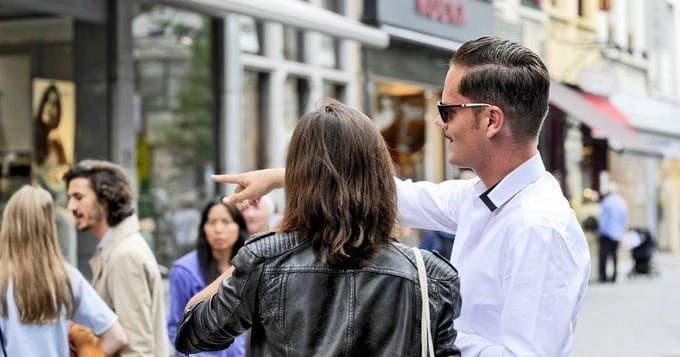 Personalized Walking Tours in Antwerpen for All Ages