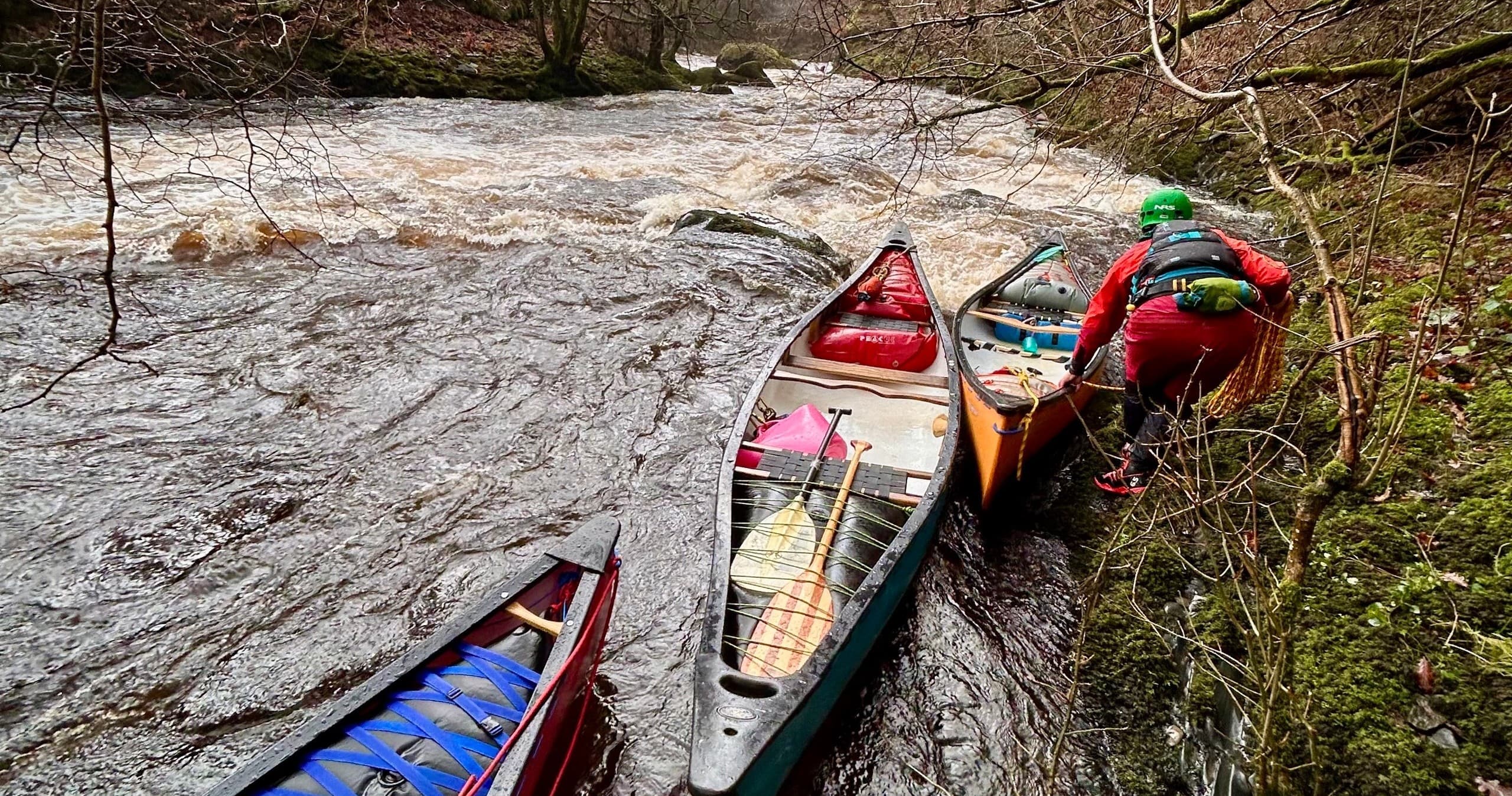 Advanced White Water Canoe Leader Assessment in Great Britain | British Canoeing Prep