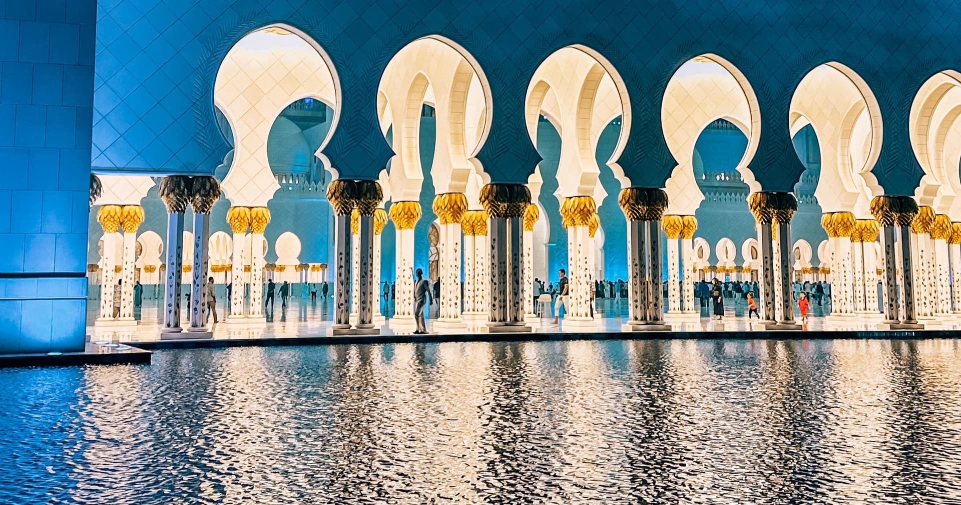 Ramadan Iftar at Sheikh Zayed Grand Mosque: Abu Dhabi Tour from Dubai photo 1