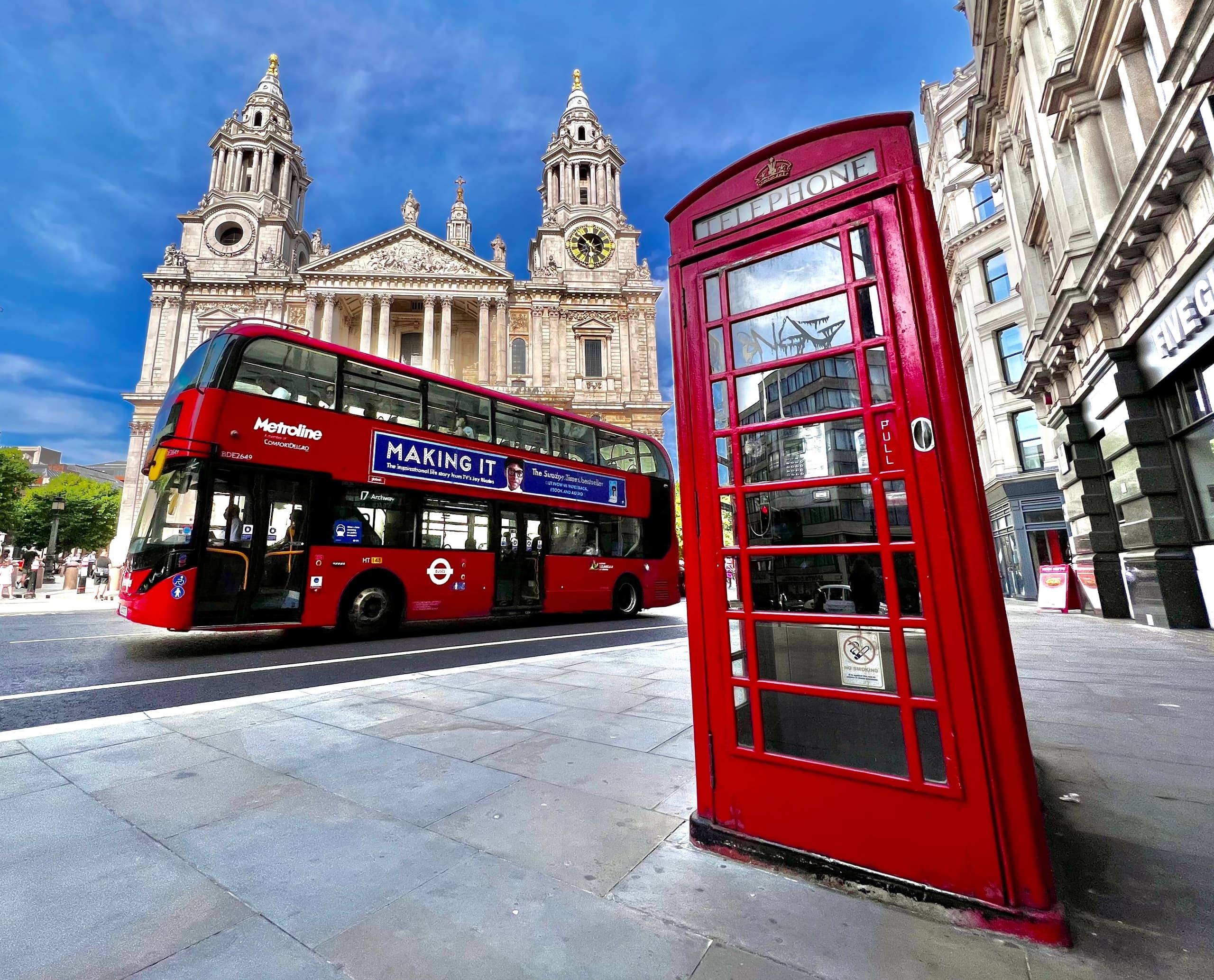 Urban History & Culture: The City of London Walking Tour by Walkative!
