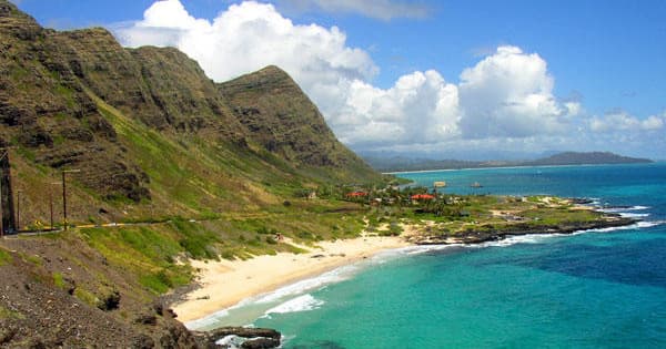 Explore Polynesian Culture on a Honolulu Boat Tour