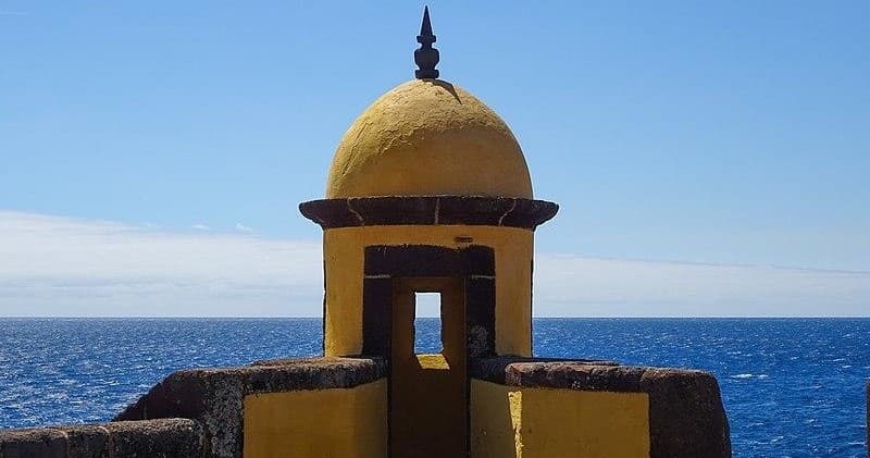 Urban Heritage Tour with Tuk Madeira City Tours