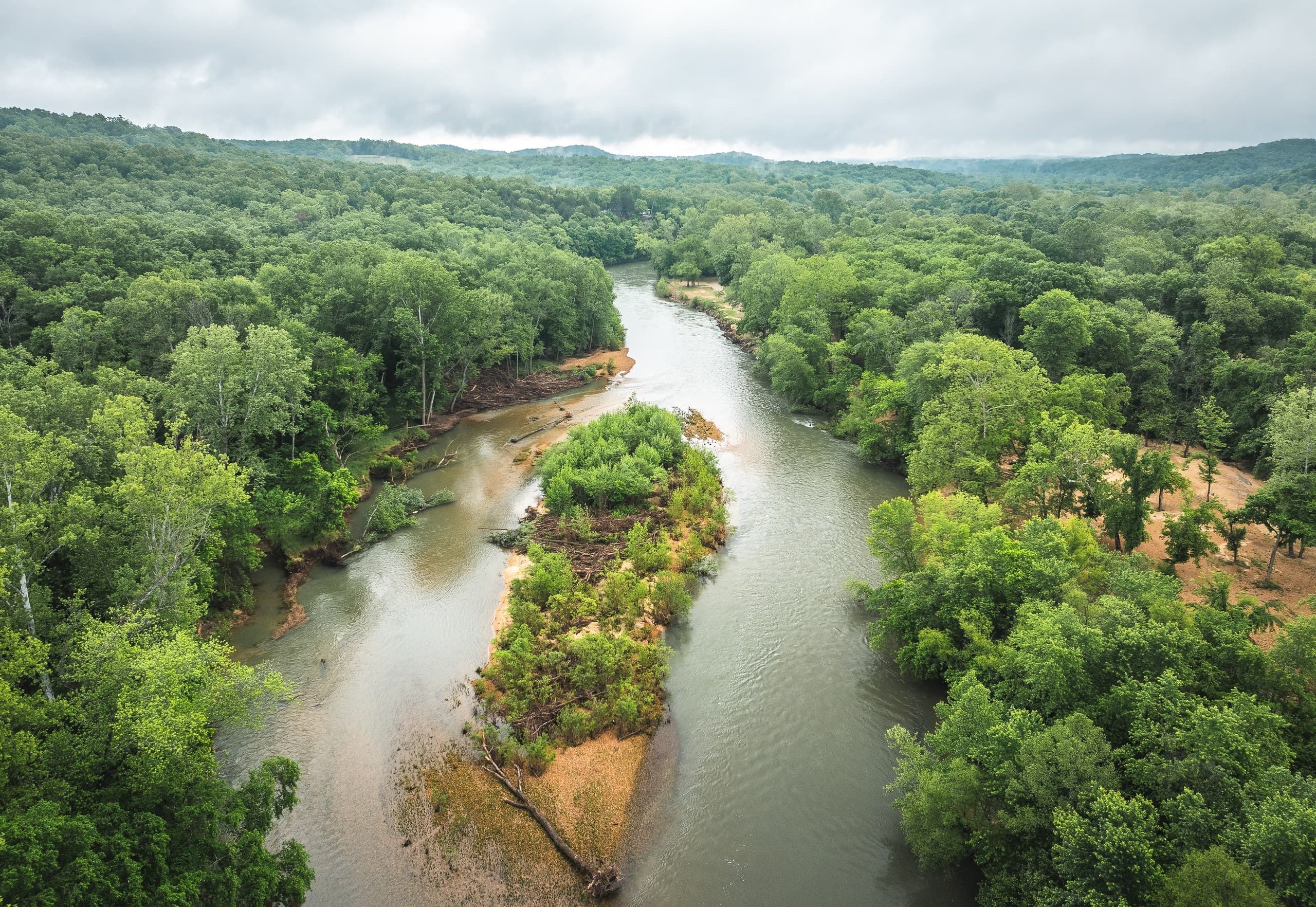 8-Mile Meramec River Float at Skinner's Landing — Family-Friendly Rafts & Kayaks photo 1